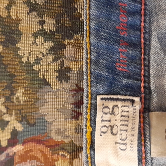 Jean shorts, (low waist) Good used condition - Picture 2 of 4